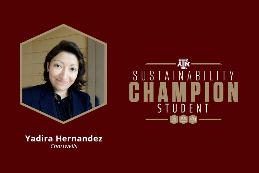 Yadira Hernandez with the Undergraduate Champion Award